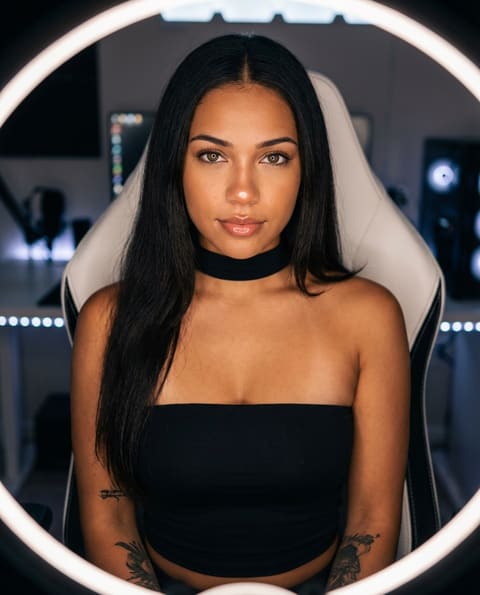 Mariana Costa profile