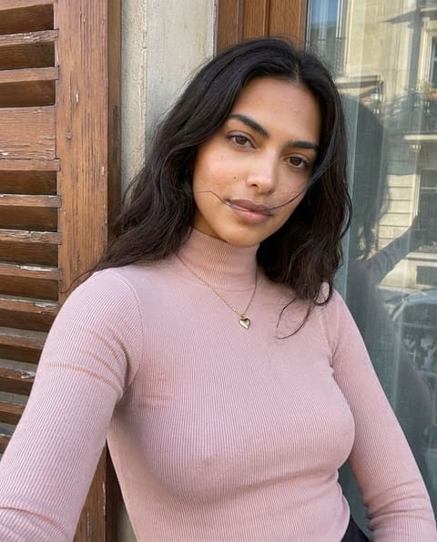 Lottie Mitchell profile